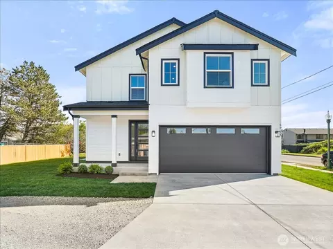 5701 Parker Rd E, Sumner, WA 98390
