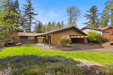 7506 66th Ave W, Lakewood, WA 98499