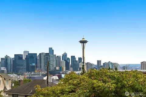 100 Ward St #104, Seattle, WA 98109