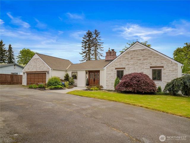 10310 244th St E, Graham, WA 98338
