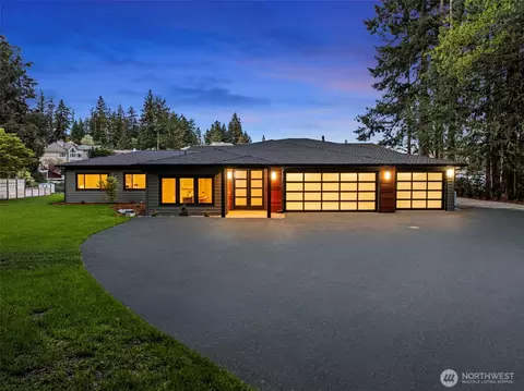 364 N Shore Blvd, Fox Island, WA 98333