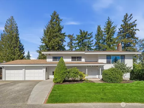 12570 SE 70th St, Newcastle, WA 98056