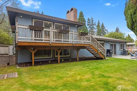 Exterior - 22017 95th Pl W, Edmonds, WA 98020 photo 8 of 10