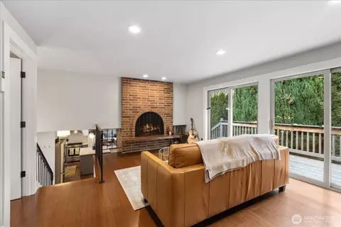 Living - 22017 95th Pl W, Edmonds, WA 98020 photo 4 of 4