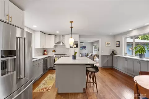 Kitchen - 22017 95th Pl W, Edmonds, WA 98020 photo 4 of 6