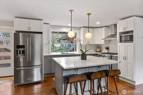 Kitchen - 22017 95th Pl W, Edmonds, WA 98020 photo 3 of 6