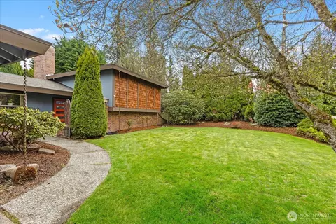 Exterior - 22017 95th Pl W, Edmonds, WA 98020 photo 3 of 10