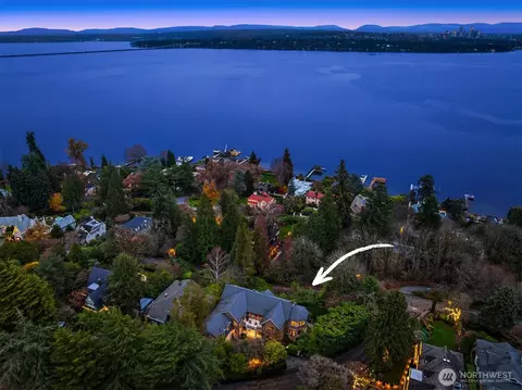 View/Area - 3814 E John St, Seattle, WA 98112 photo 3 of 4