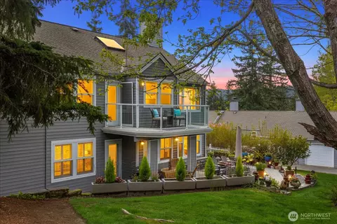 4049 Providence Point Dr SE, Issaquah, WA 98029