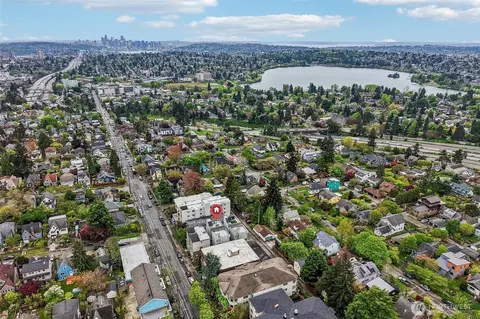 8297 5th Ave NE, Seattle, WA 98115