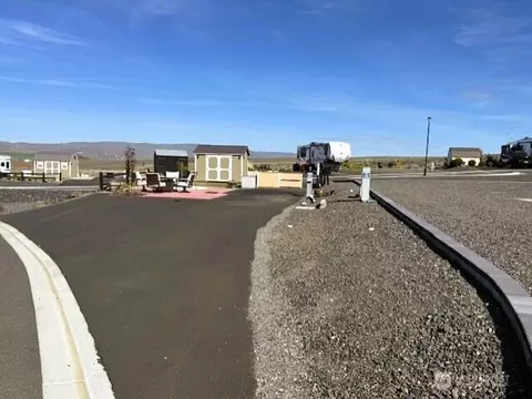 1769 Naches Wenas Rd #45, Selah, WA 98942