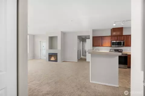 Living - 14915 38th Dr SE #GG3025, Bothell, WA 98012 photo 2 of 7