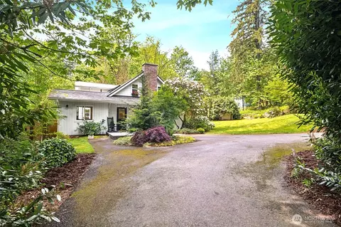 15715 249 Ave SE, Issaquah, WA 98027