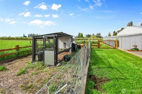 Exterior - 6515 Lawrence Rd, Everson, WA 98247 photo 6 of 8
