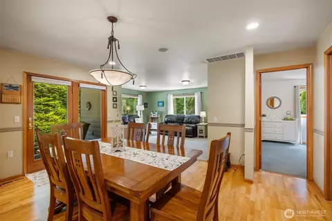 Dining - 8143 Custer School Rd, Custer, WA 98240 photo 1 of 1