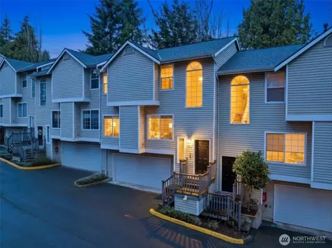 14503 Simonds Rd NE #C, Kirkland, WA 98034
