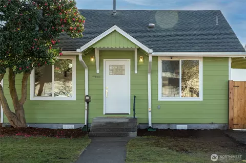 418 W Main, Puyallup, WA 98371