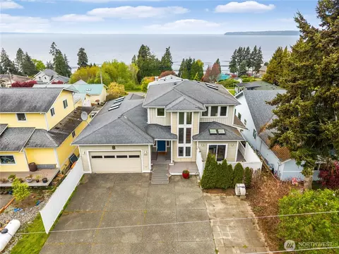 8745 Semiahmoo Dr, Blaine, WA 98230