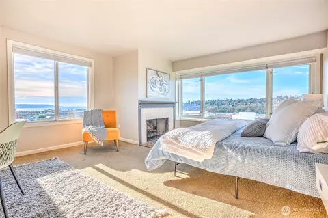 2253 Gilman Dr W #406, Seattle, WA 98119