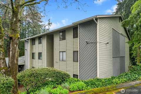 5504 220th St SW #C302, Mountlake Terrace, WA 98043
