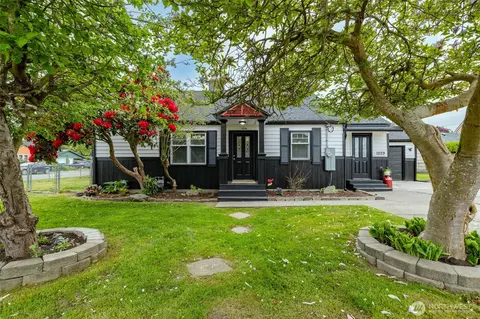 1229 Harrison St, Mount Vernon, WA 98273