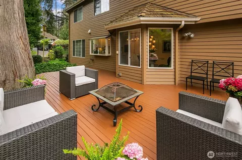 Exterior - 3003 154th St SE, Mill Creek, WA 98012 photo 5 of 8