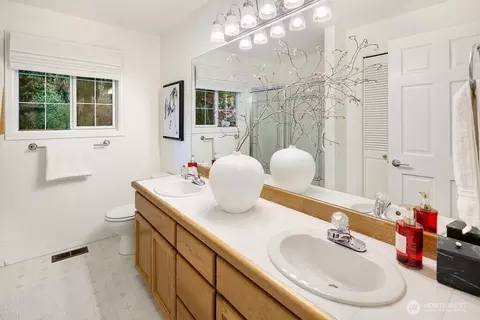 Bath - 3003 154th St SE, Mill Creek, WA 98012 photo 4 of 5