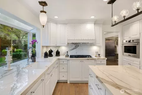 Kitchen - 3003 154th St SE, Mill Creek, WA 98012 photo 3 of 6