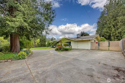 5903 Holland Rd NW, Bremerton, WA 98311
