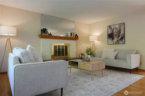 541 3rd Ave S, Edmonds, WA 98020