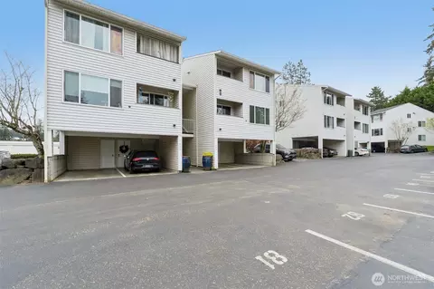 20301 19th Ave NE #602, Shoreline, WA 98155
