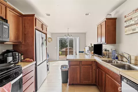 122 124 173rd St E, Spanaway, WA 98387 photo 7