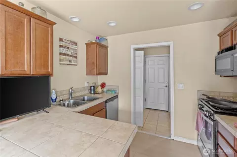 122 124 173rd St E, Spanaway, WA 98387 photo 6