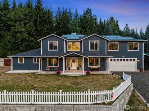 9611 W Belfair Valley Rd, Bremerton, WA 98312