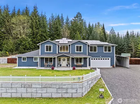 9611 W Belfair Valley Rd, Bremerton, WA 98312