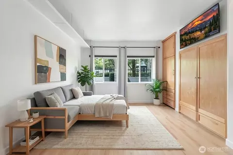 300 10th Ave #A110, Seattle, WA 98122