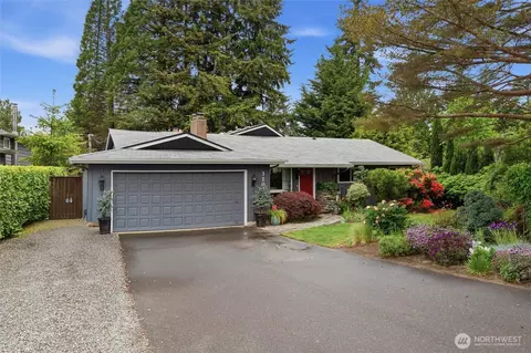 3202 Crystal Springs Rd W, University Place, WA 98466