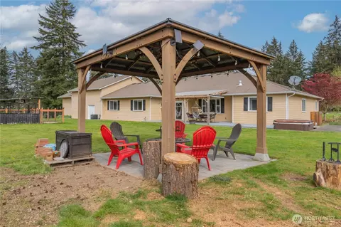 Exterior - 20607 26th Ave E, Spanaway, WA 98387 photo 6 of 11