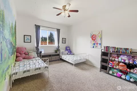 Bedroom - 20607 26th Ave E, Spanaway, WA 98387 photo 2 of 4