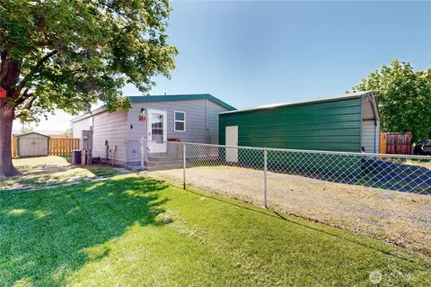 83 First St, Touchet, WA 99360