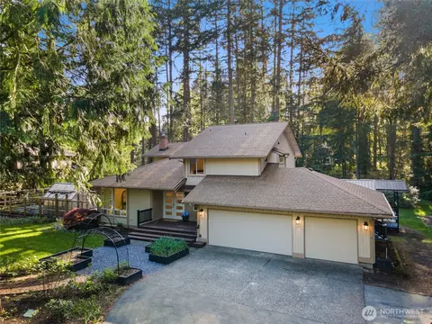 3737 230th Pl SE, Sammamish, WA 98075
