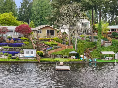 6211 Shady Ln SE, Lacey, WA 98503