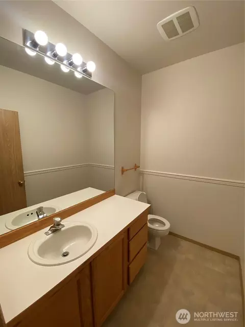 Bath - 14703 151st Ave E, Orting, WA 98360 photo 1 of 6