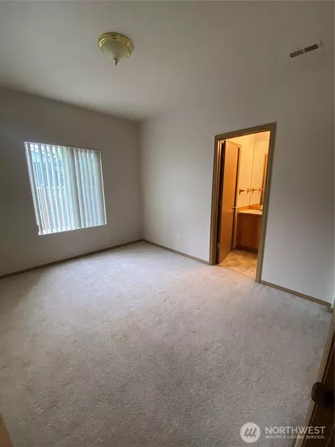 Bedroom - 14703 151st Ave E, Orting, WA 98360 photo 3 of 3