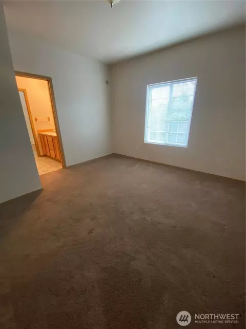 Bedroom - 14703 151st Ave E, Orting, WA 98360 photo 2 of 3