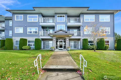 516 Darby Dr #215, Bellingham, WA 98226