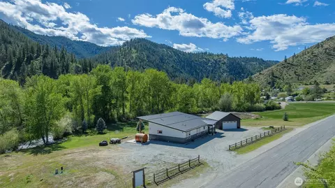 177 Mad River Rd, Entiat, WA 98822