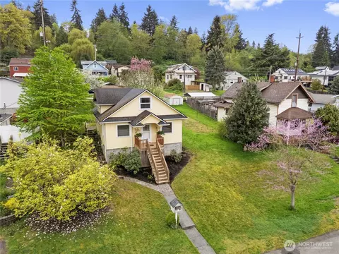 View/Area - 4712 S 3rd Ave, Everett, WA 98203 photo 2 of 5