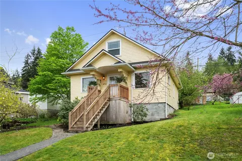 Exterior - 4712 S 3rd Ave, Everett, WA 98203 photo 9 of 11