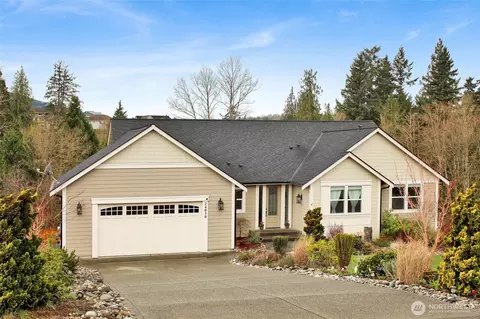 24030 Dolphin Ln, Mount Vernon, WA 98274